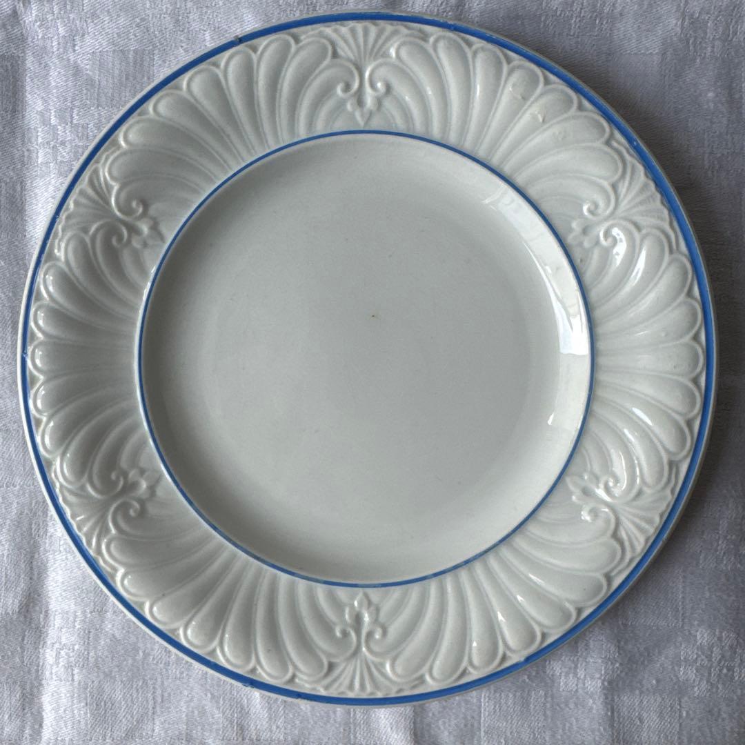 フランスアンティーク　クレイユモントロー　レリーフ皿　デザートプレート　平皿