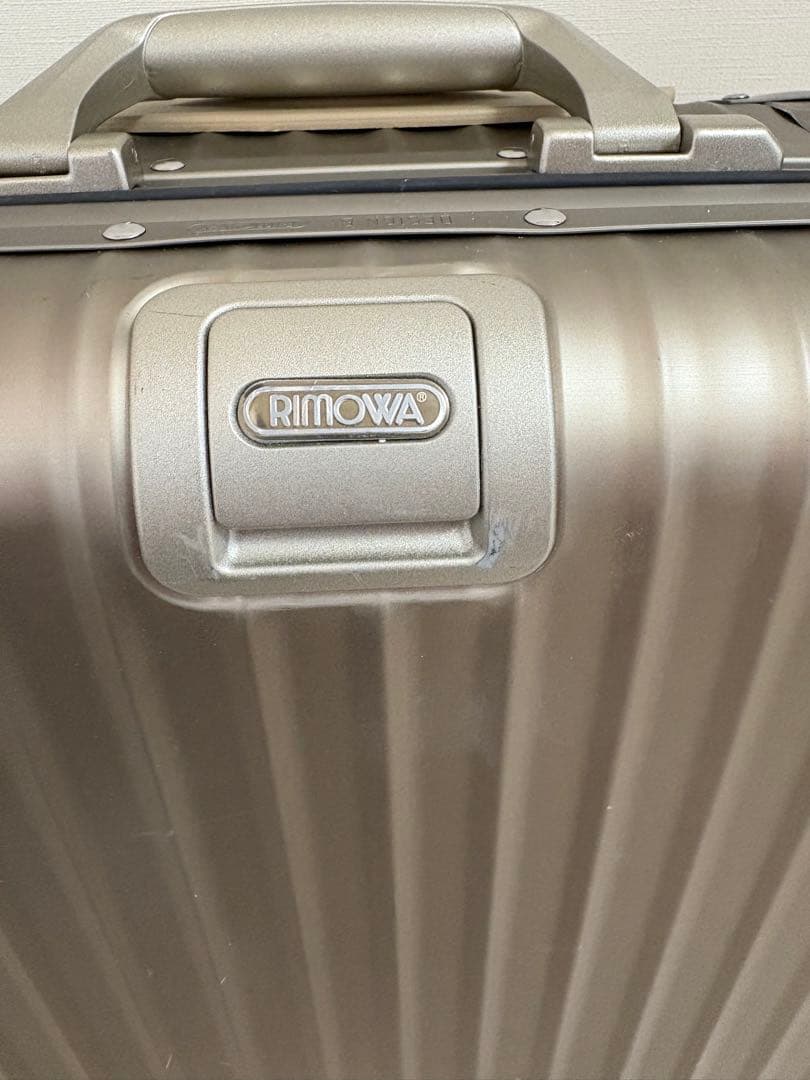 RIMOWA リモワ トパーズ プレミアム チタニウム スーツケース 32L