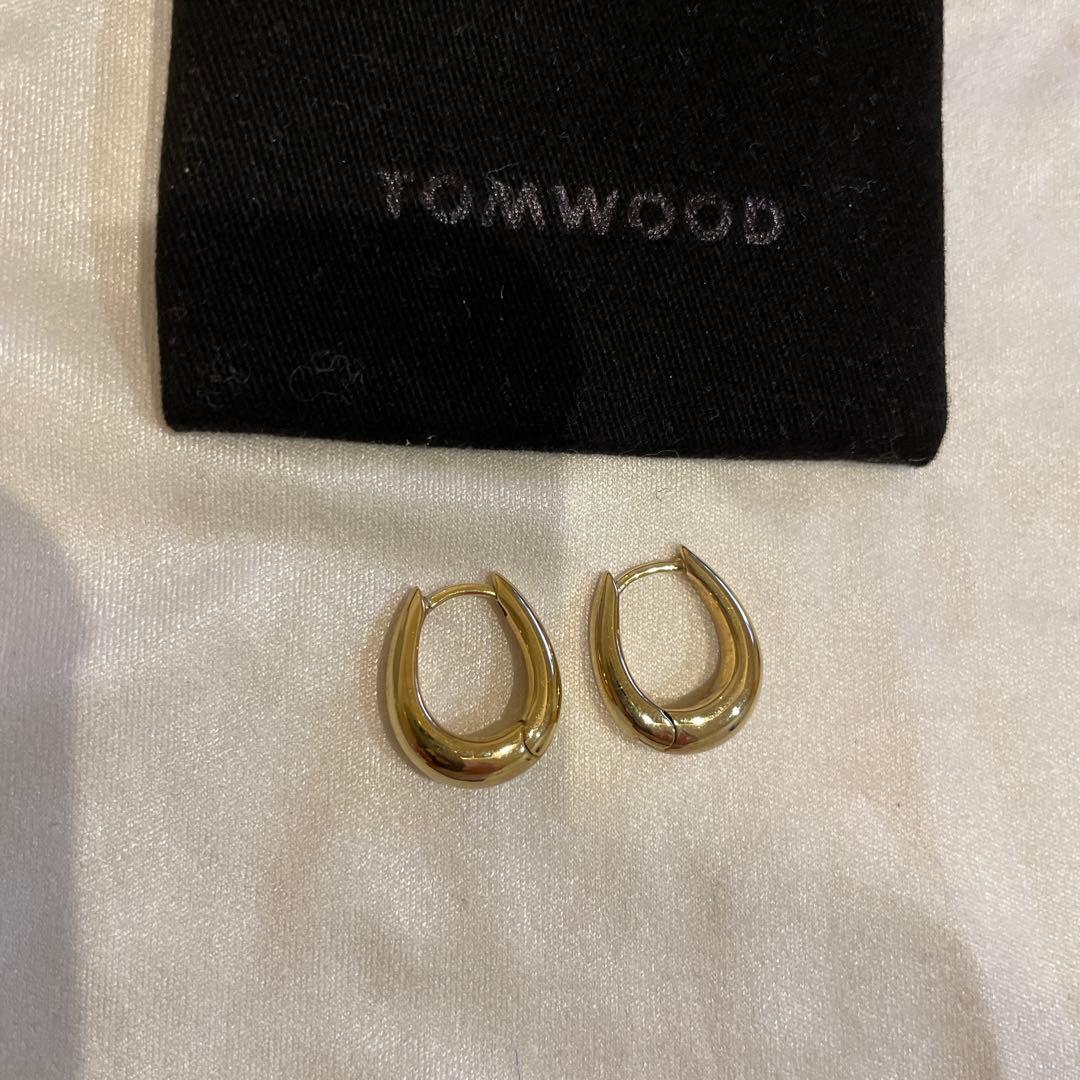 トムウッド　ピアス　ゴールド　LizHoop