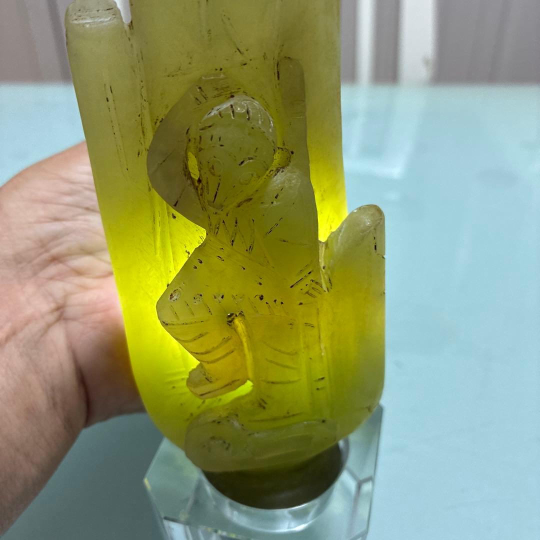 如来佛手 孙悟空 古玉 出土物 ？ 翡翠？ ￼