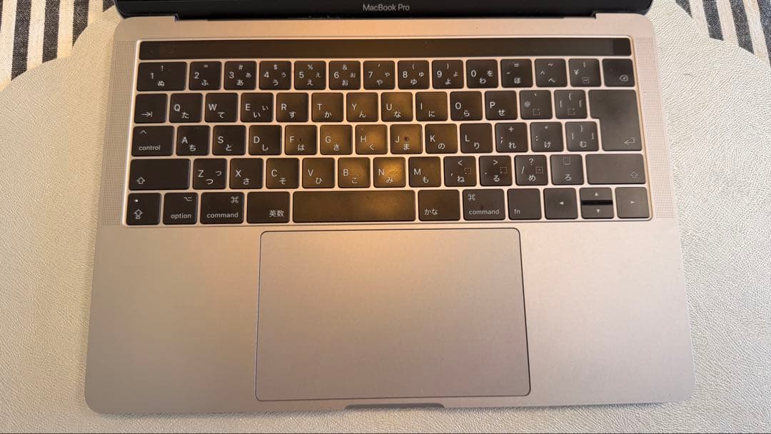 MacBook Pro 13インチ（2017）512GB 充電器付 箱無し