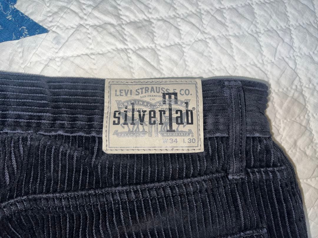 LEVI'S SILVER TAB BAGGY コーデュロイ 黒