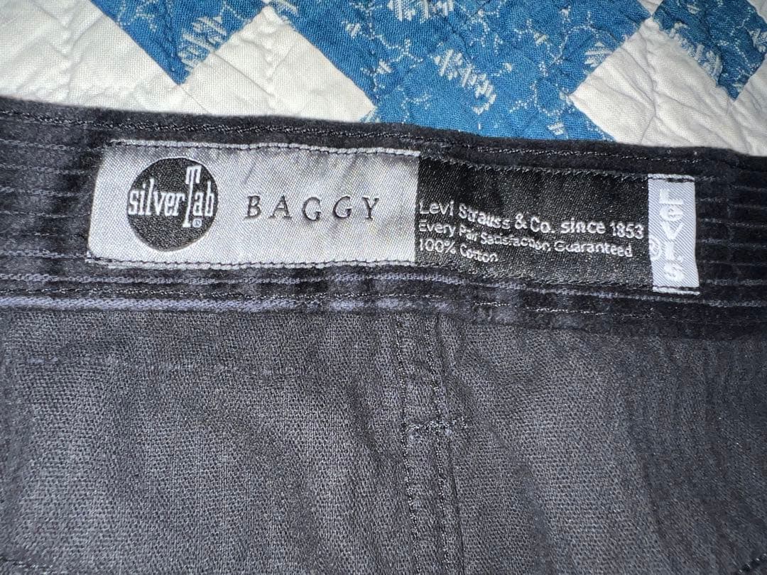 LEVI'S SILVER TAB BAGGY コーデュロイ 黒