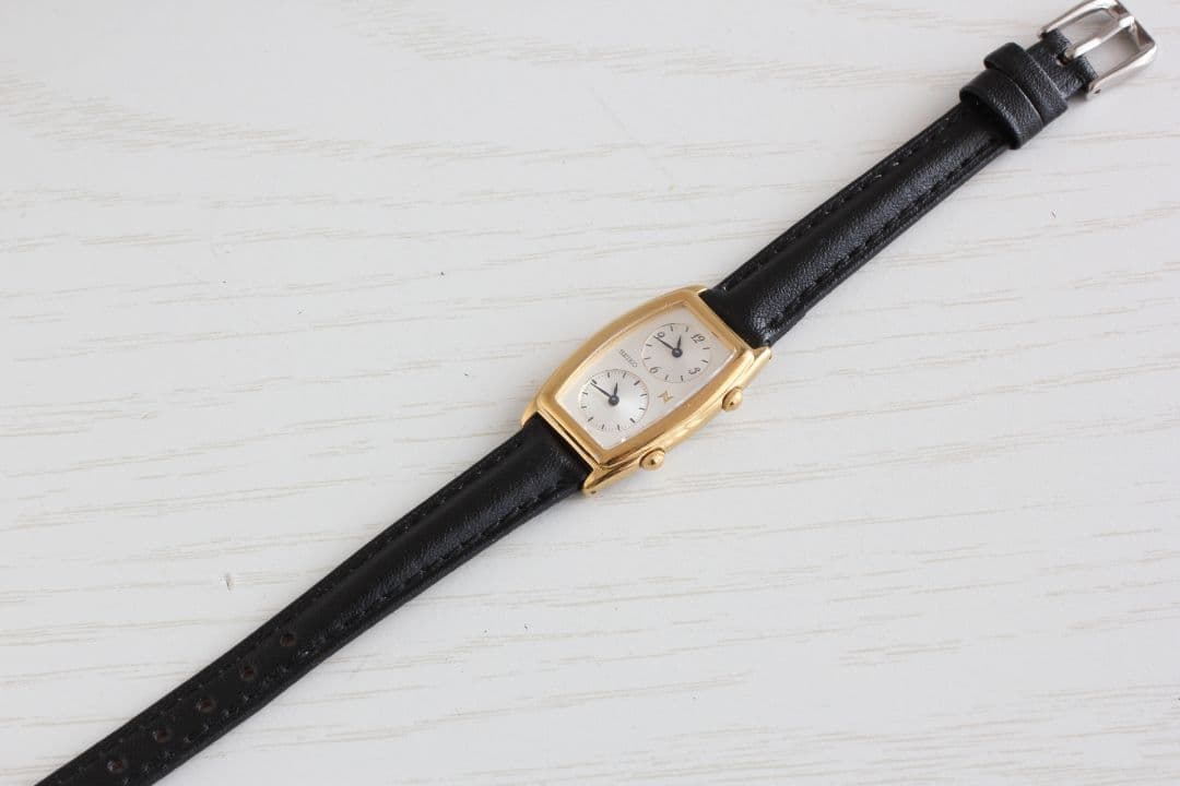 稼働品 セイコー　ノイエ　SEIKO NOIE 腕時計1E20-3AOO