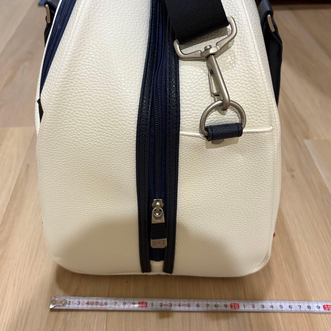 美品【トミーヒルフィガーゴルフ】ボストンバッグ ホワイト