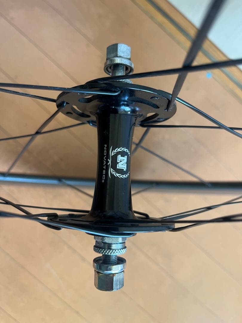 DINER「ダイナー」 88mm カーボン製 ディープリムホイール　ピストバイク