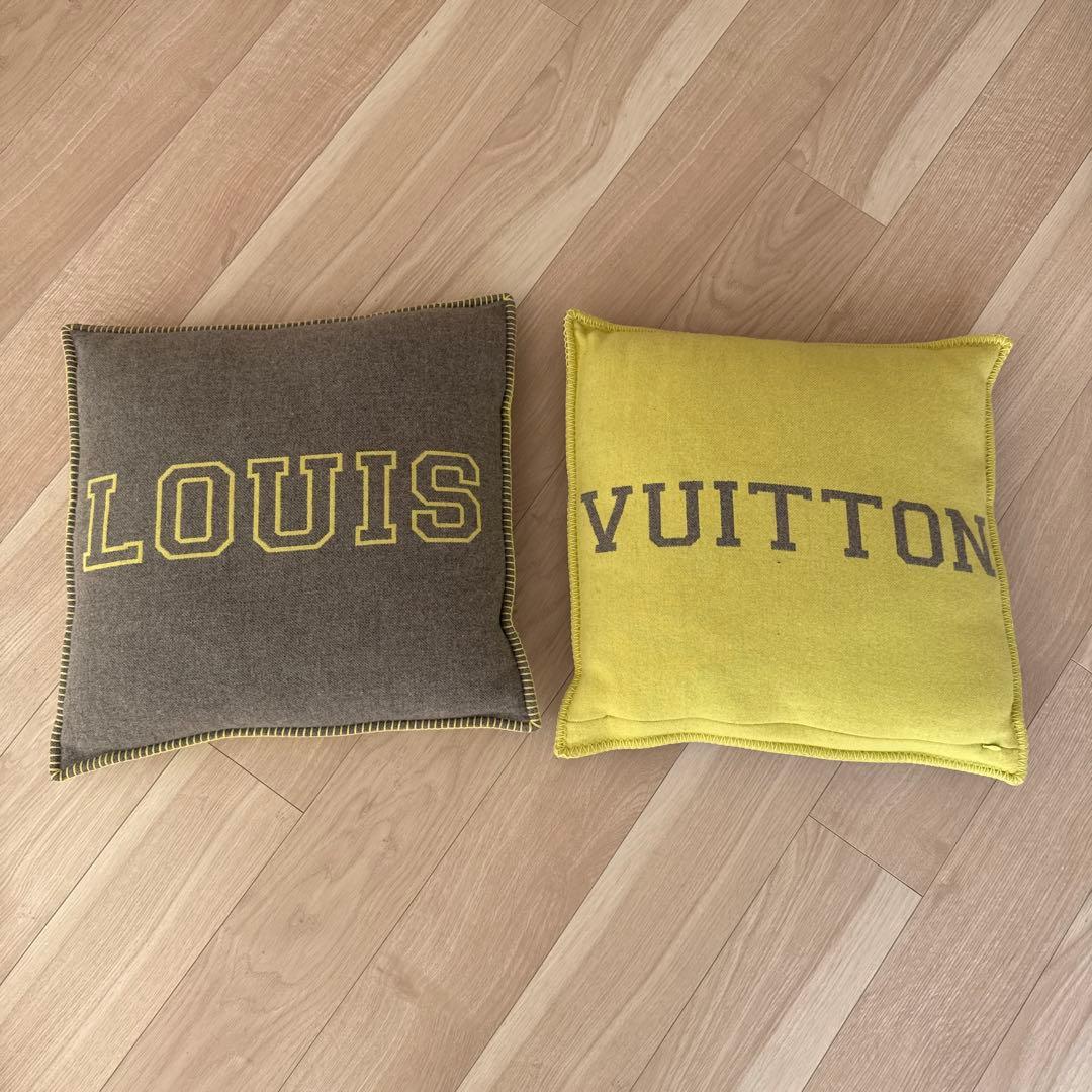 ヴィトン クッション 2つセット