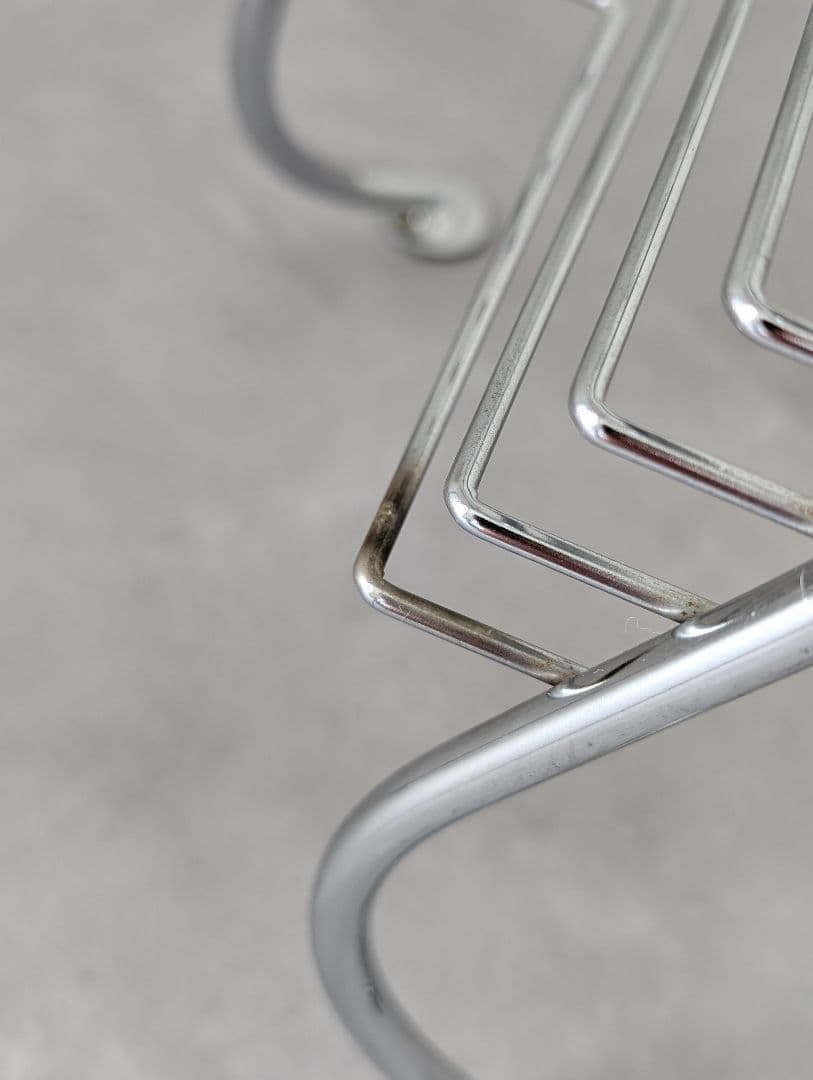 USED/ポストモダン ウェーブデザイン CDラックタワー オブジェ