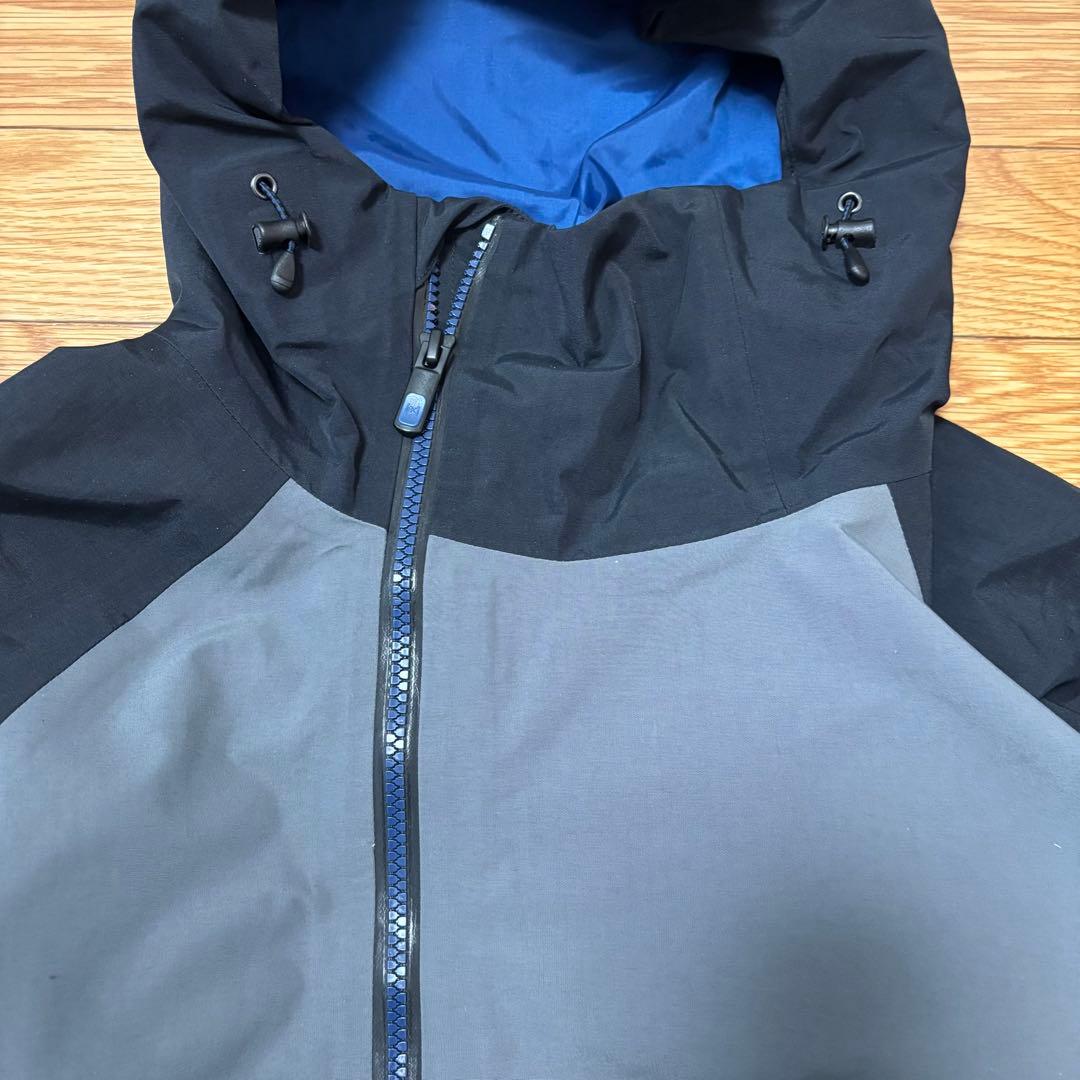 美品 Burton ak. GORE-TEX Cyclic Anorak xs