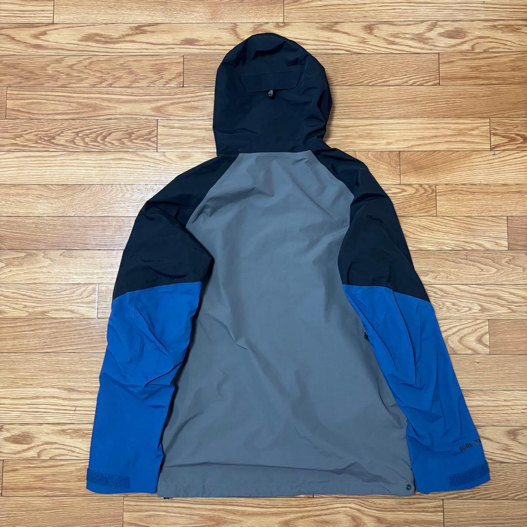美品 Burton ak. GORE-TEX Cyclic Anorak xs
