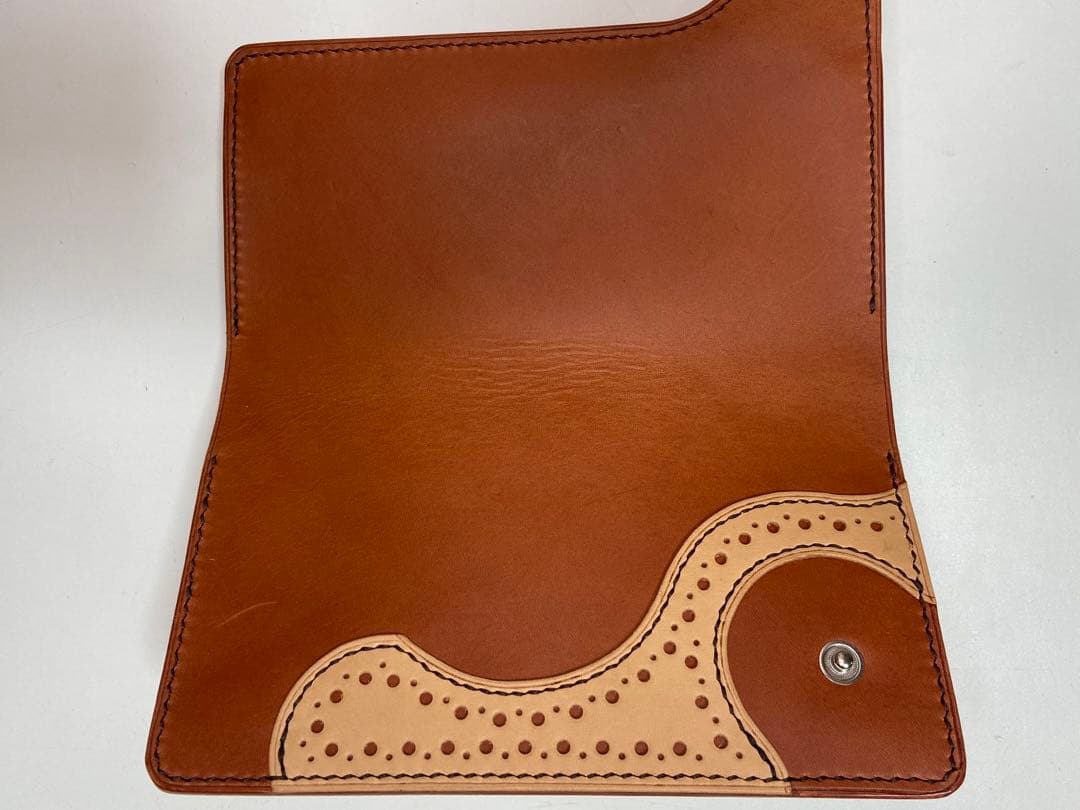 イタリアンレザー　ドット模様長財布