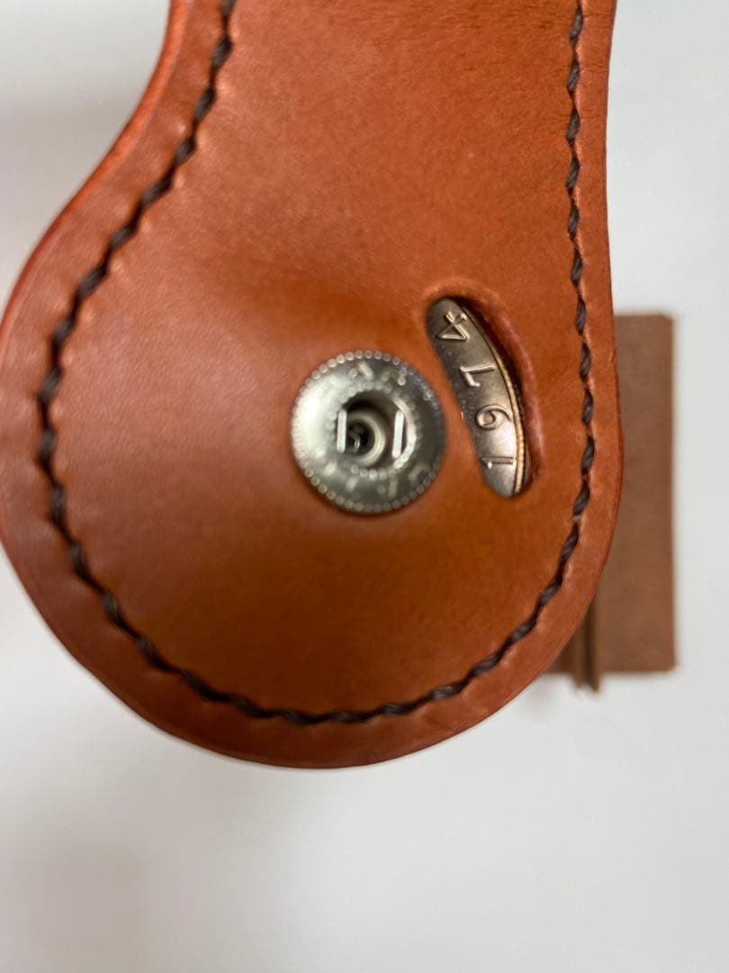 イタリアンレザー　ドット模様長財布