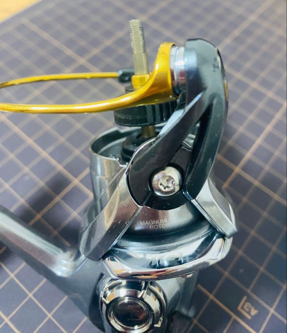 シマノShimano 16ヴァンキッシュVanquish C2000S リール