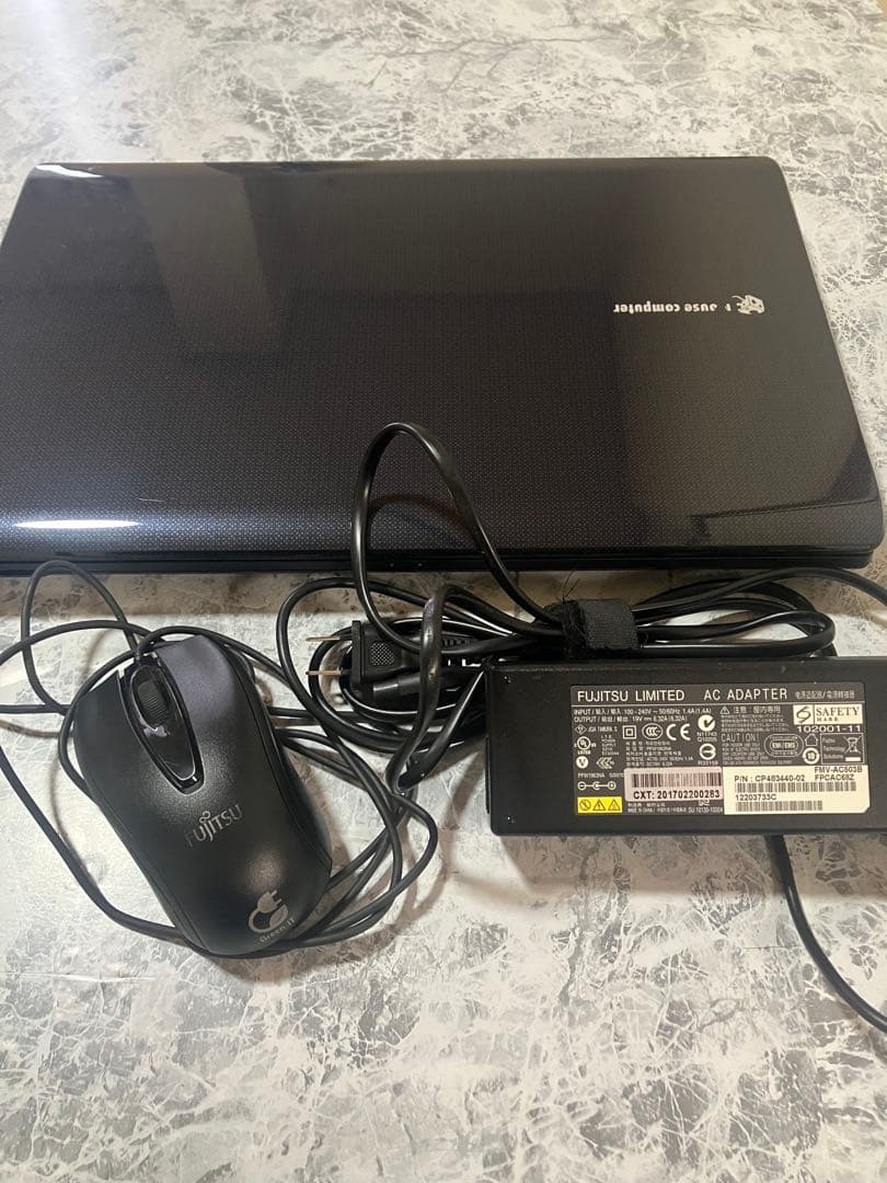 mouse computerノートPC ブラック本体 ACアダプター・マウス付き