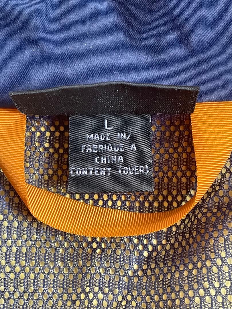 patagonia マウンテンパーカー　パタゴニア
