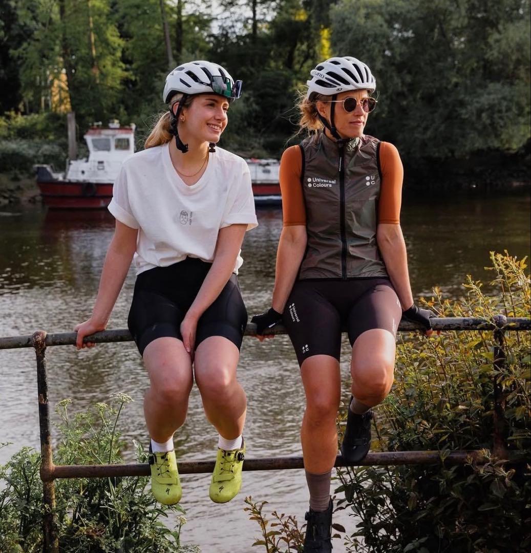 最値下げ　Universal Colours ビブショーツ XXS