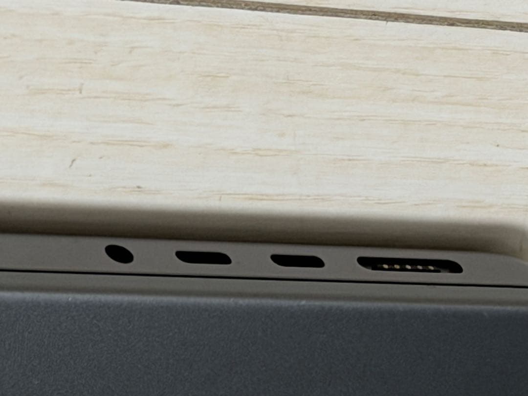 極美品MacBook Pro M3 14インチ 494GB