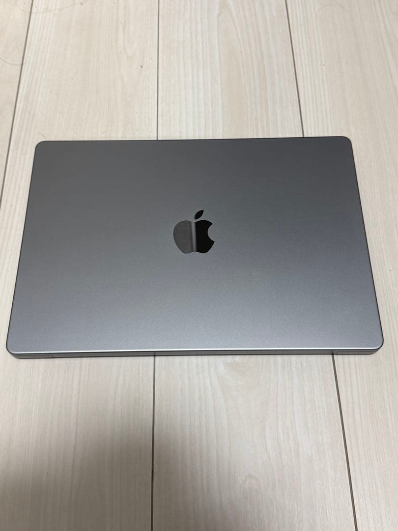 極美品MacBook Pro M3 14インチ 494GB
