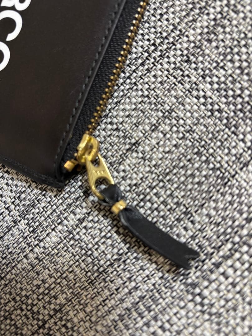 コムデギャルソンCOMME des GARÇONS 二つ折り財布　ブラック