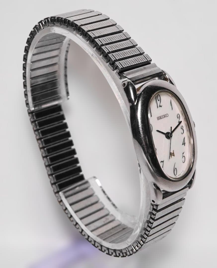 動作品 SEIKO NOIE 1F21-5B70 クォーツ セイコー 腕時計