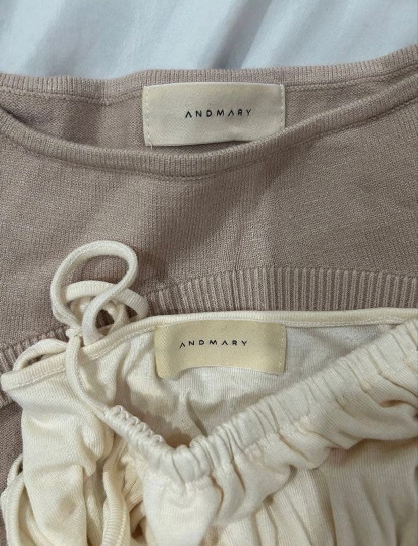 andmary Sophia layered tops ベージュ
