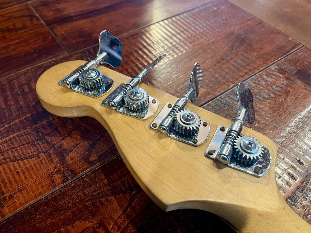 Fender Jazz Bass ブラック