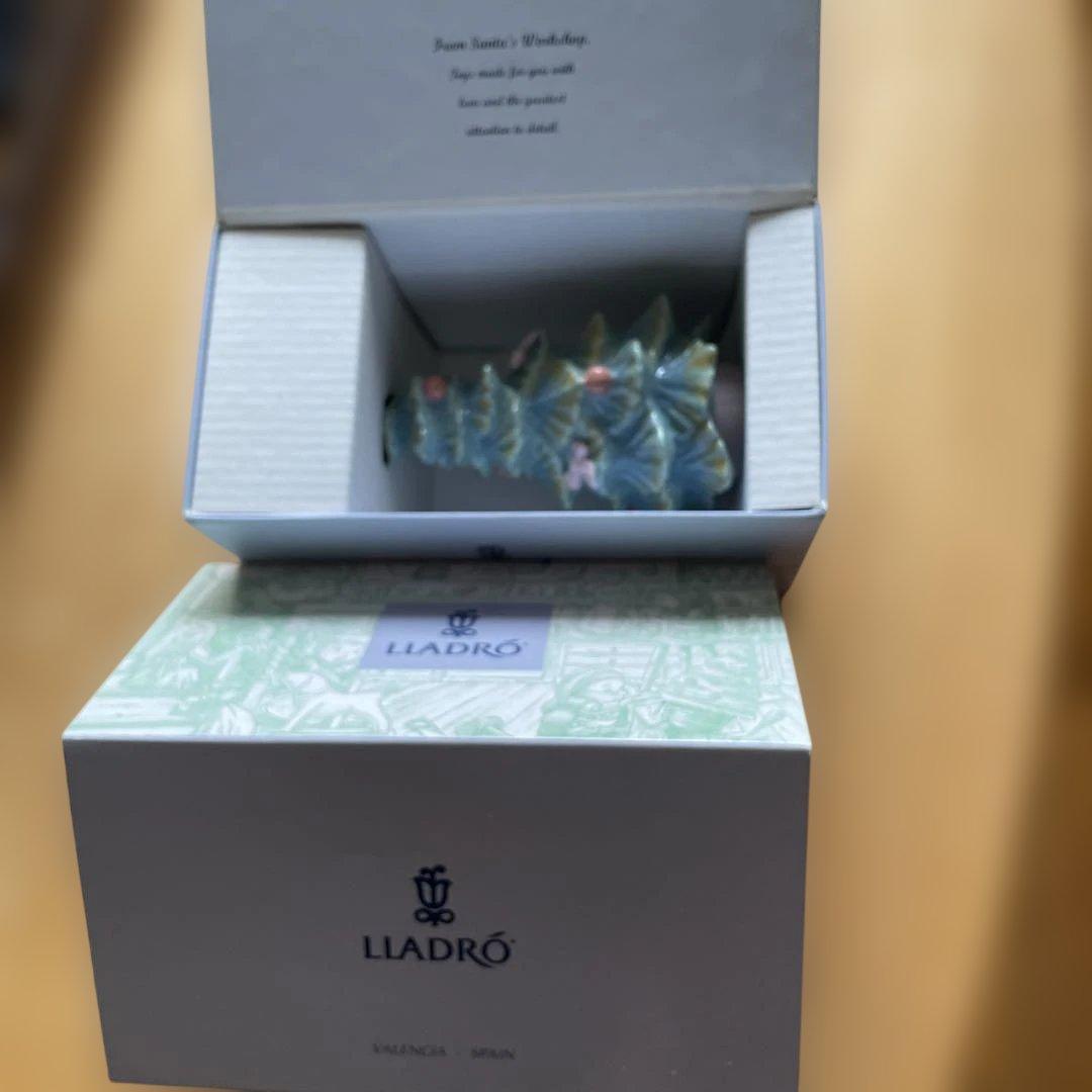 Lladro クリスマスツリー 陶器製