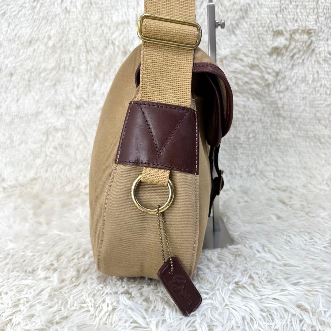 Brady ARIEL TROUT ブレディ アリエルトラウト ショルダーバッグ