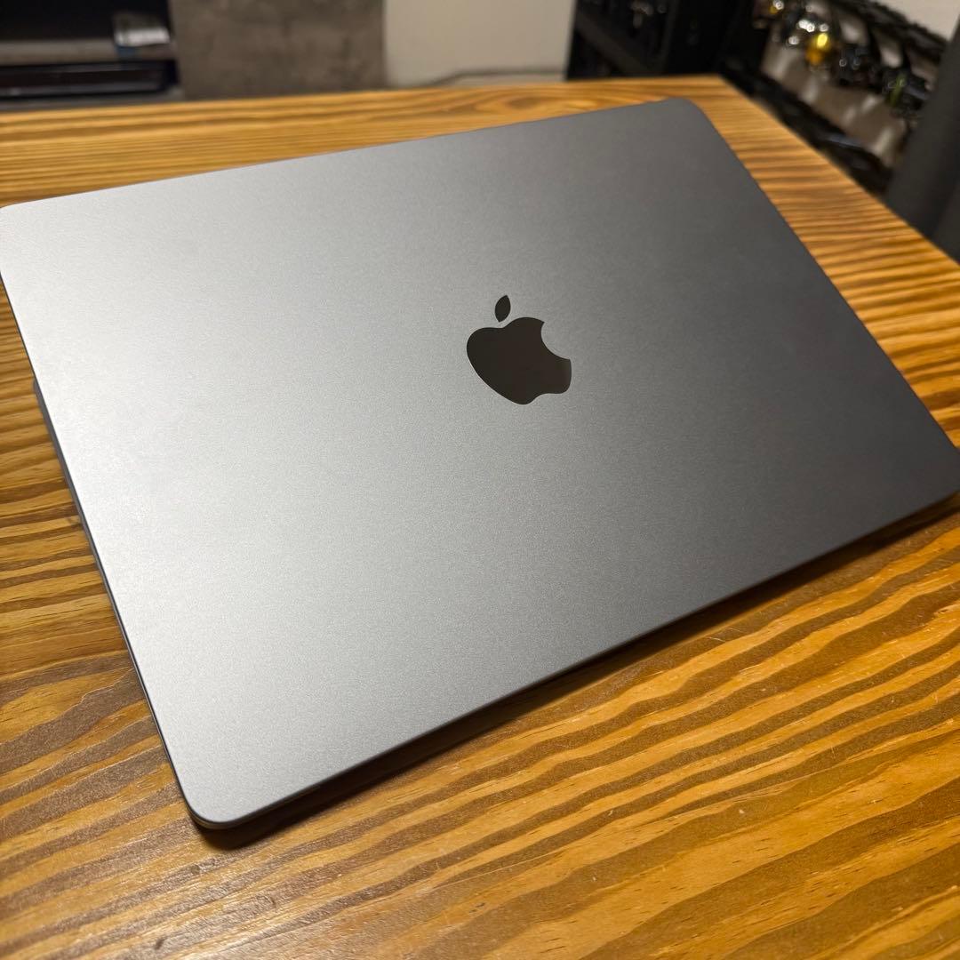 ス*爵様 極美品 バッテリー100% MacBook Air M3 2024