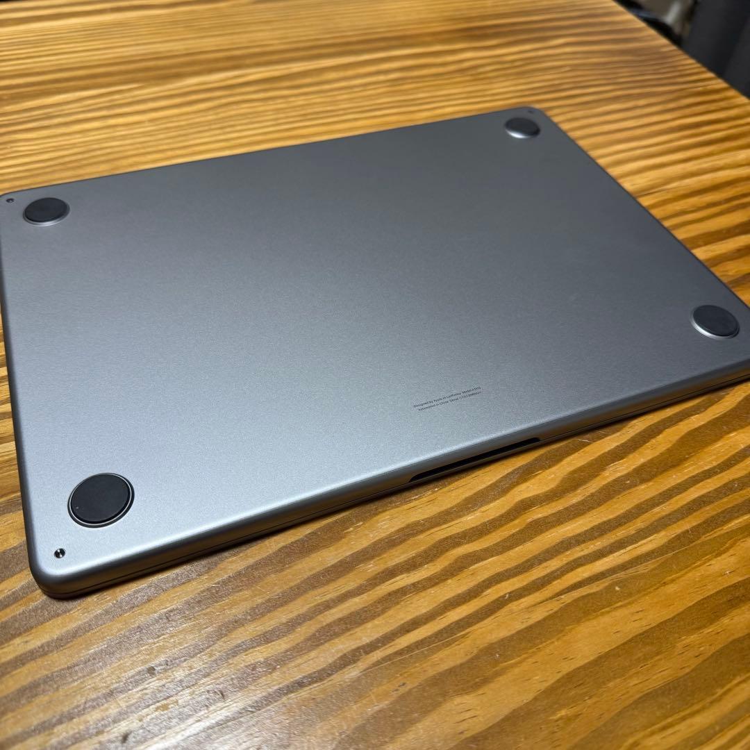 ス*爵様 極美品 バッテリー100% MacBook Air M3 2024