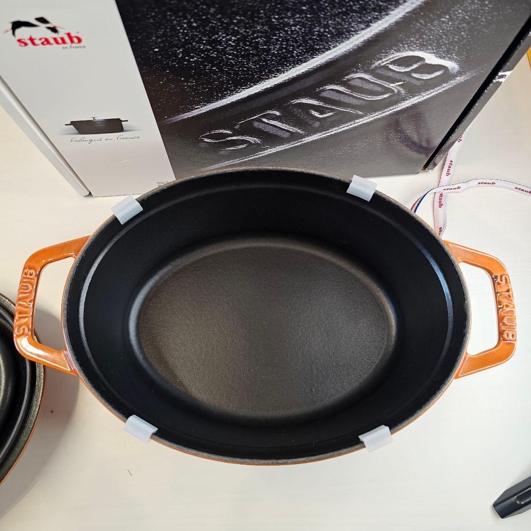 レアカラー STAUB ストウブピコ・ココット 23CM オーバル シナモン