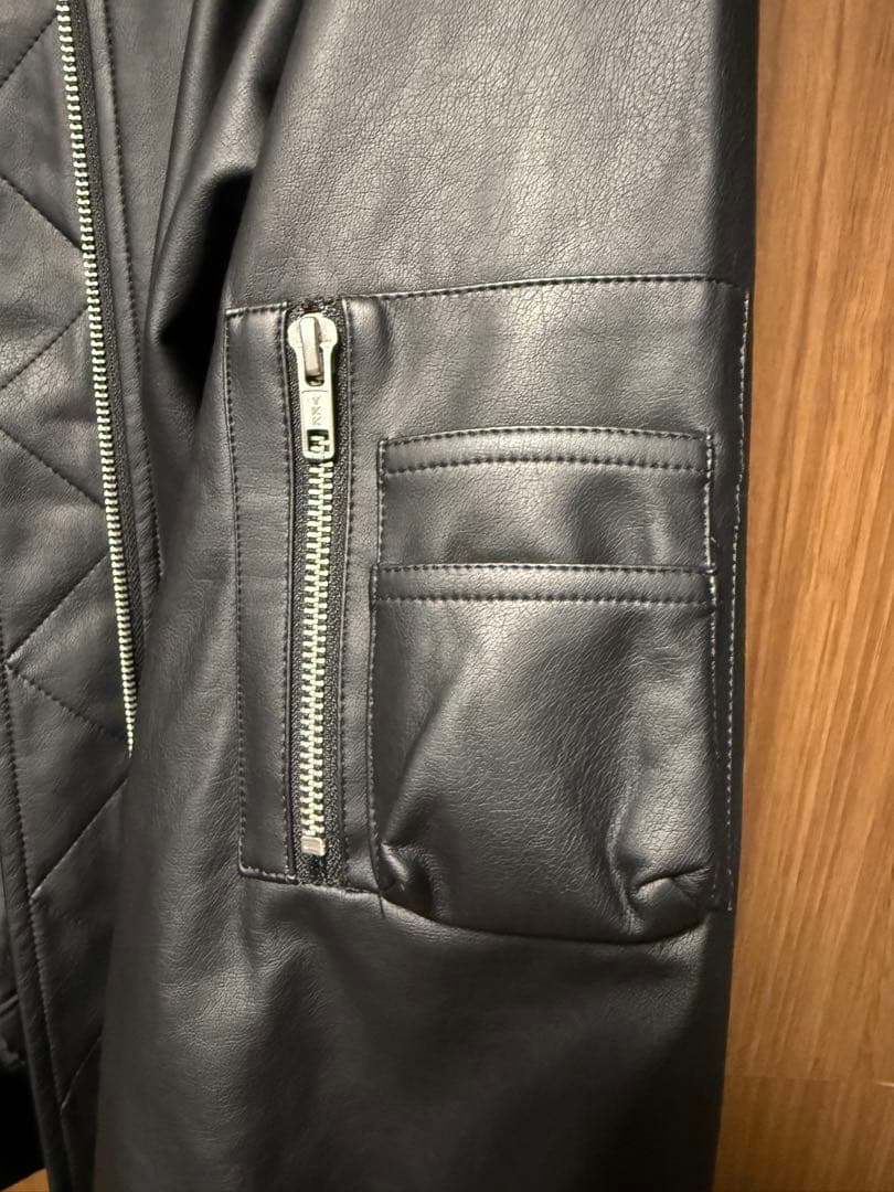 完売品　antiqua 合皮レザー　MA-1