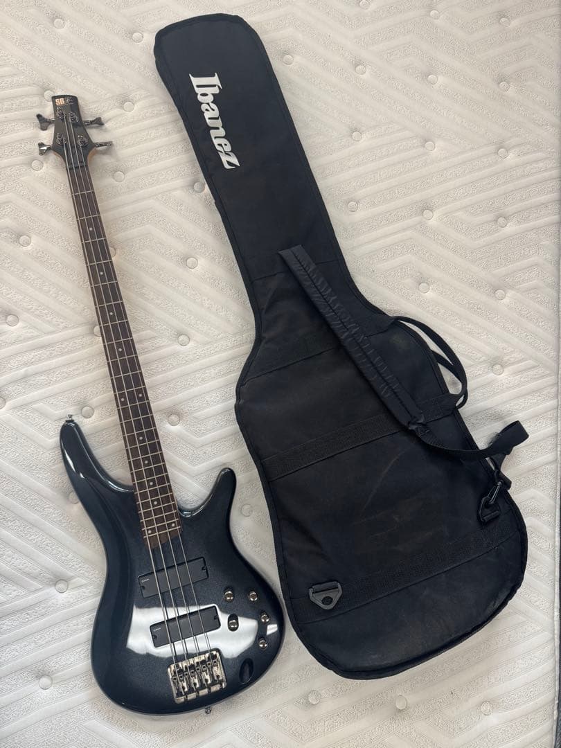 Ibanez ベースギター アイバニーズ