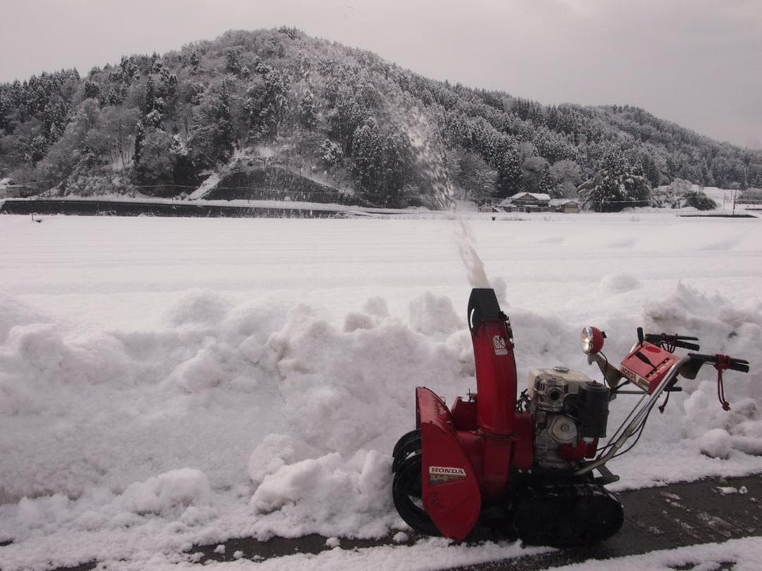 綺麗ホンダ除雪機ＨＳ８０雪飛びます！！HONDAバッテリー新品実動富山、石川金沢