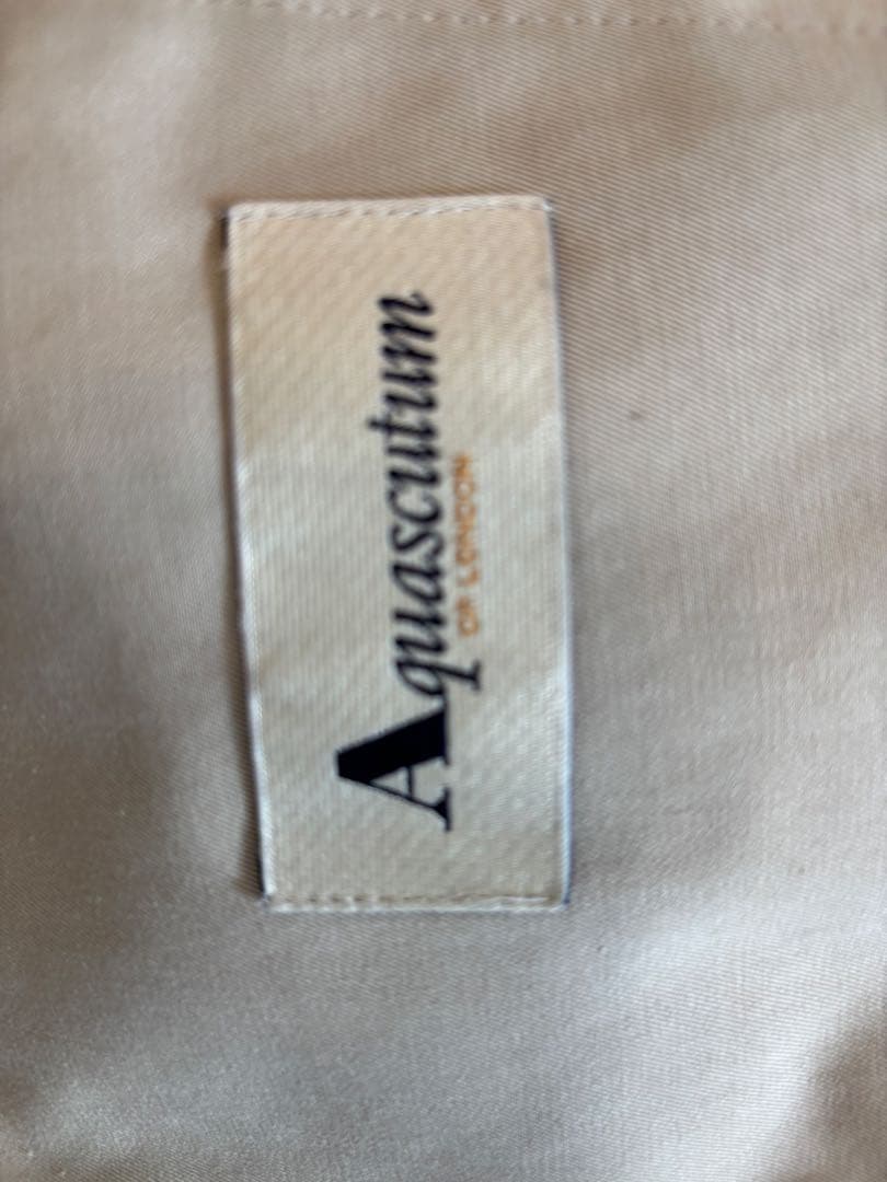 Aquascutum オフホワイト サイズ38 ライナー欠品　着丈リフォーム済み