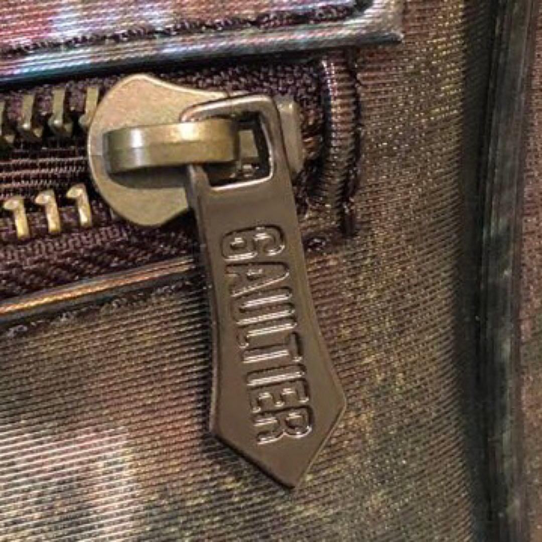 未使用級✨ジャンポールゴルチエ V サイバー　ショルダーバッグ