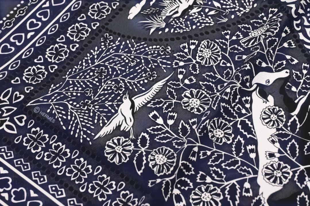 【極美品】エルメス カレ55 ENTRE CIEL ET MER 空と海の間