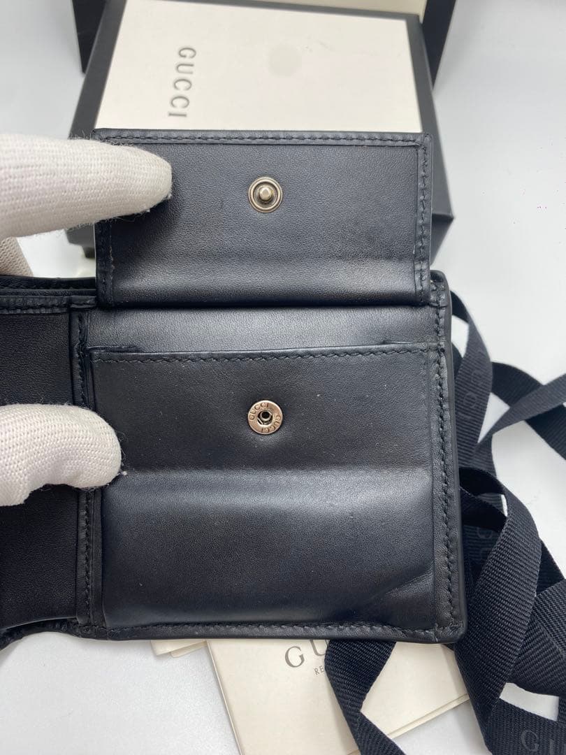 人気品‼美品 グッチ 折り財布 GGスプリーム　スネーク ヘビ 蛇 ベージュ