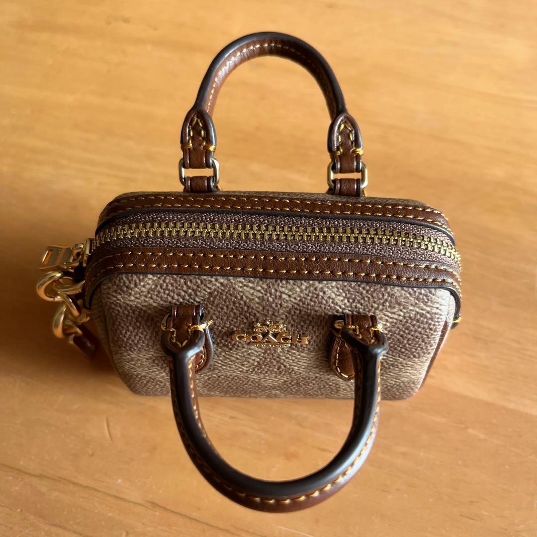 COACH ミニバッグ型キーホルダー ブラウン