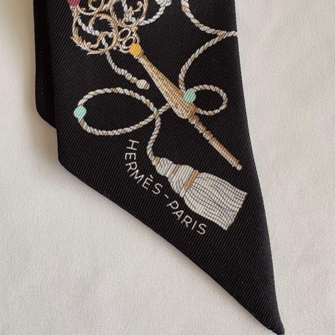 エルメス　ツイリー　LES CLES A POIS　黒