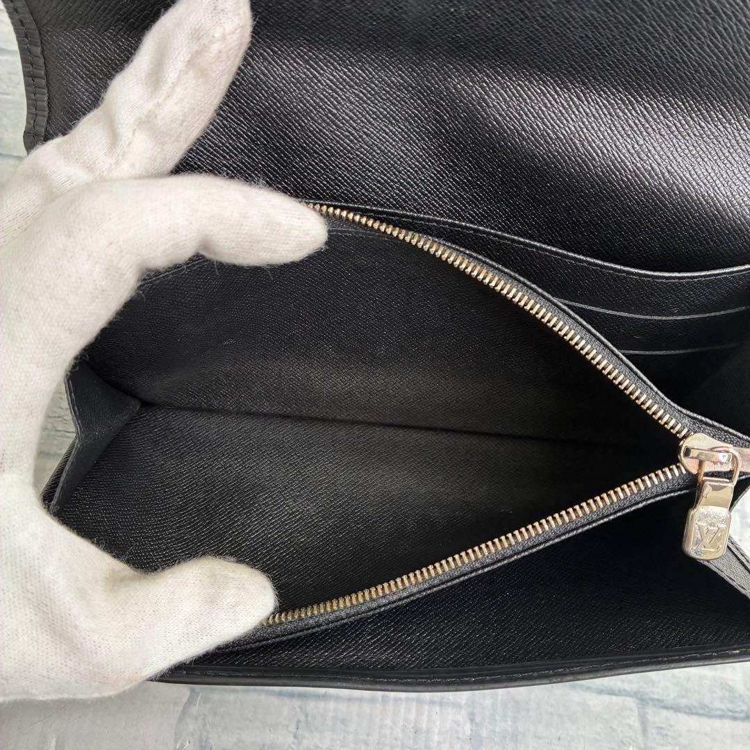 極美品　60 LOUIS VUITTONルイヴィトン　エピ 長財布　二つ折り財布