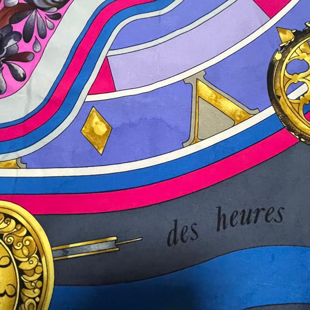 HERMES エルメス　花の中で過ごす時間　カレ90