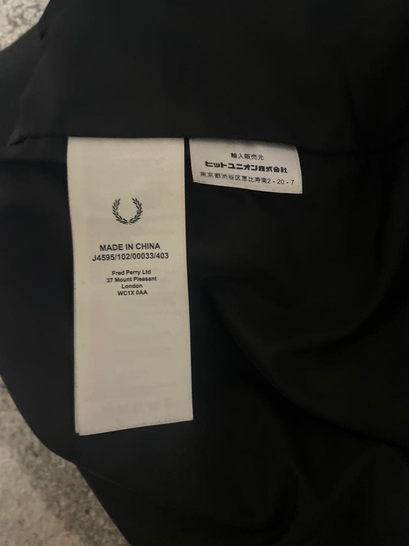 FRED PERRY ブラック ブルゾン