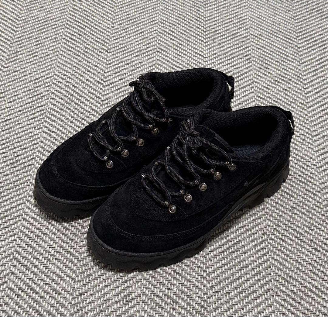 Nike ラハールロウ ブラック スエード スニーカー