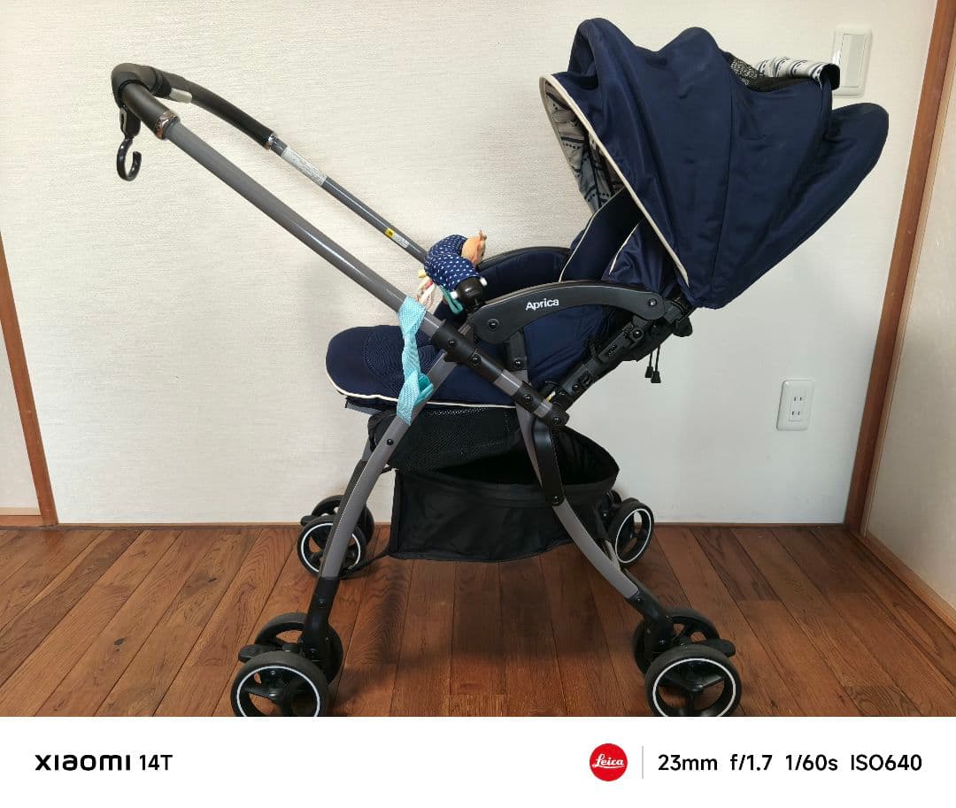 極美品 Aprica アップリカ ベビーカー ラクーナクッション ネイビー