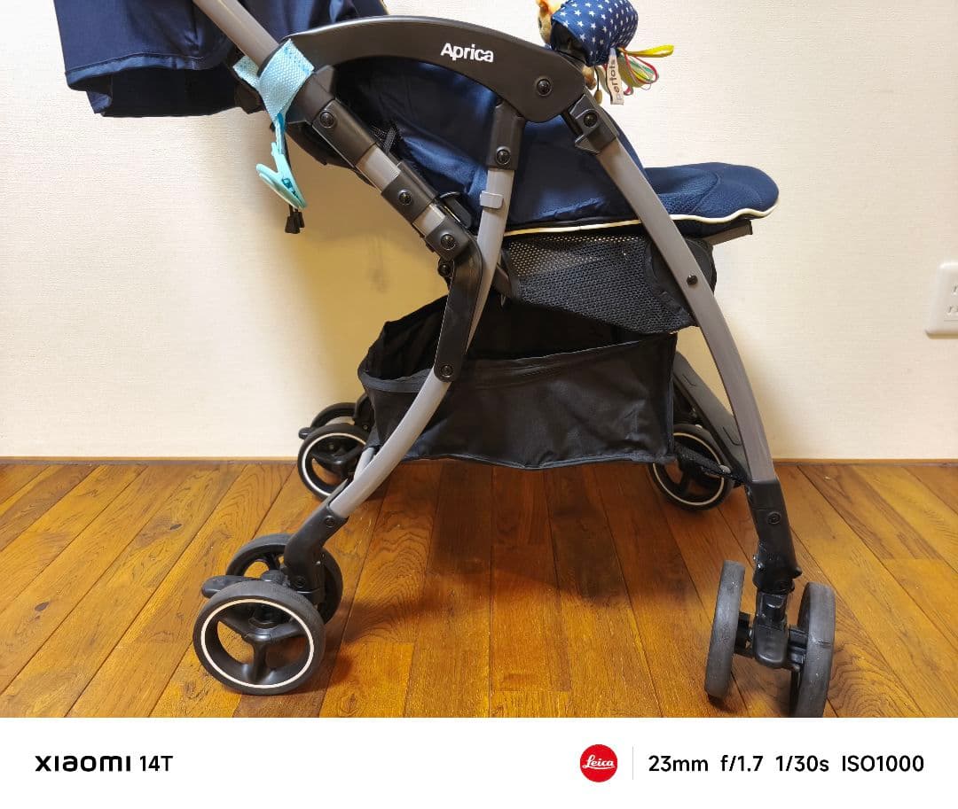 極美品 Aprica アップリカ ベビーカー ラクーナクッション ネイビー