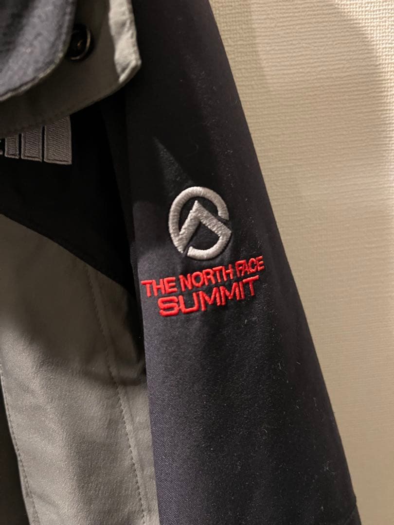 THENORTHFACESUMMIT MOUNTAIN JACKETグレーM美品