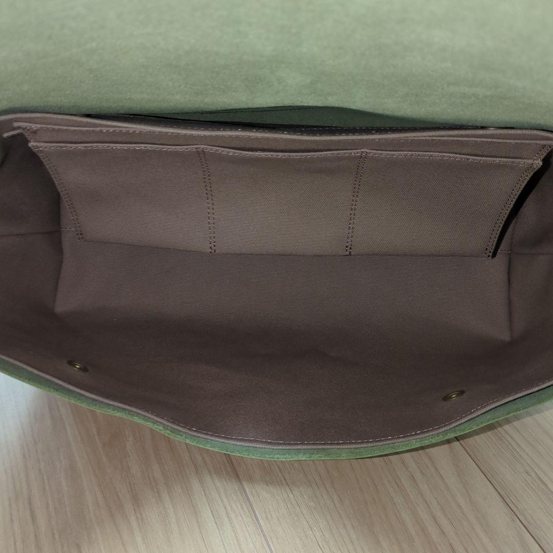 美品　uni&co サイズМ メッセンジャーバッグ ユニアンドコー