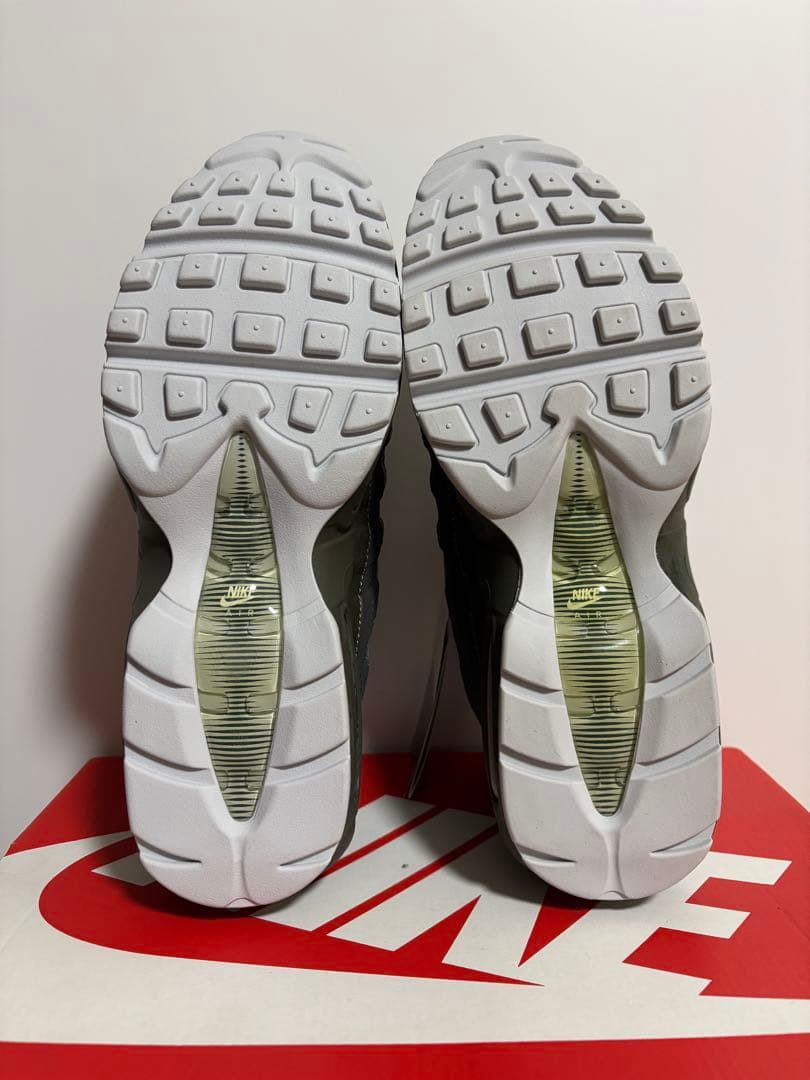 やまさん専用　NIKE AIR MAX 95 ESSENTIAL KARKI