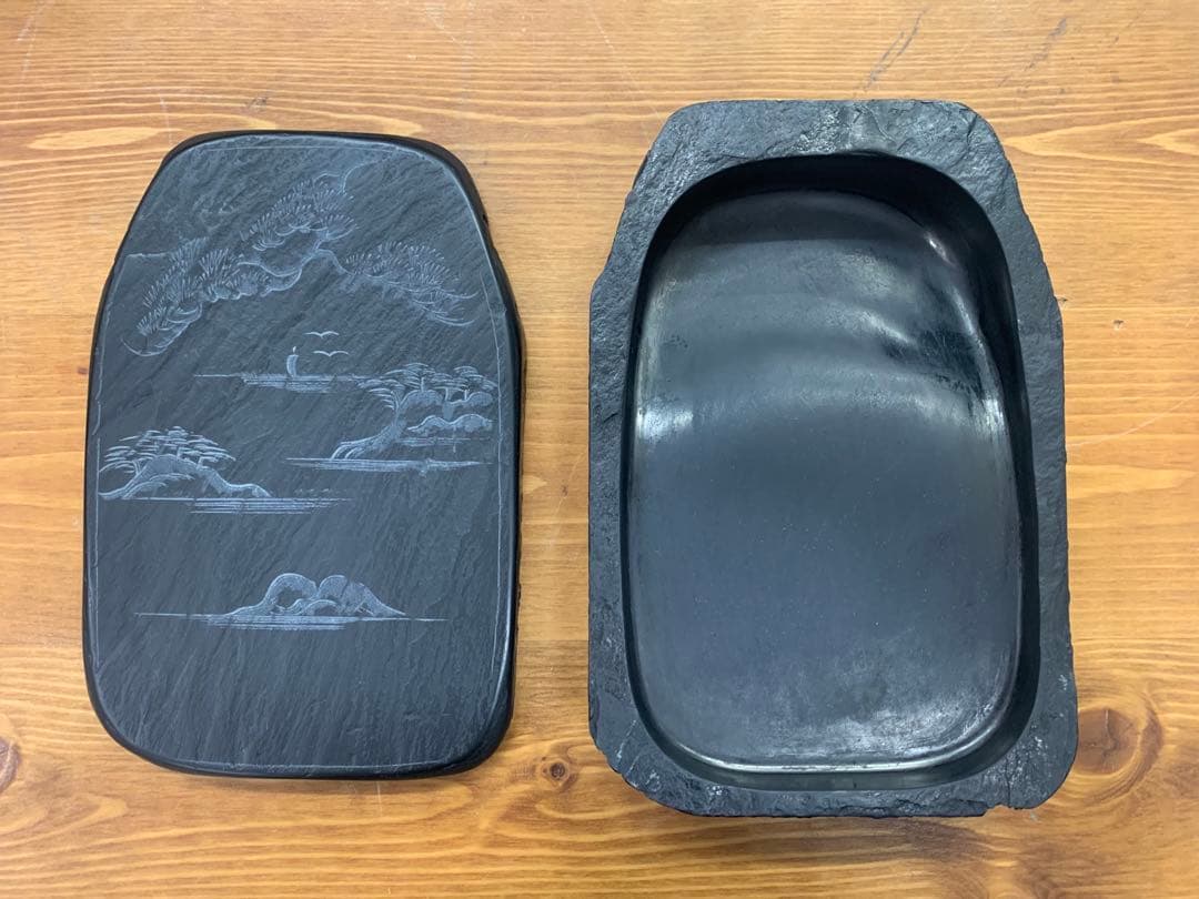 雄勝硯 伝統工芸品 大型硯 蓋付 ＋ 黒運堂 墨の精No.9 紫紺系 3本 書道